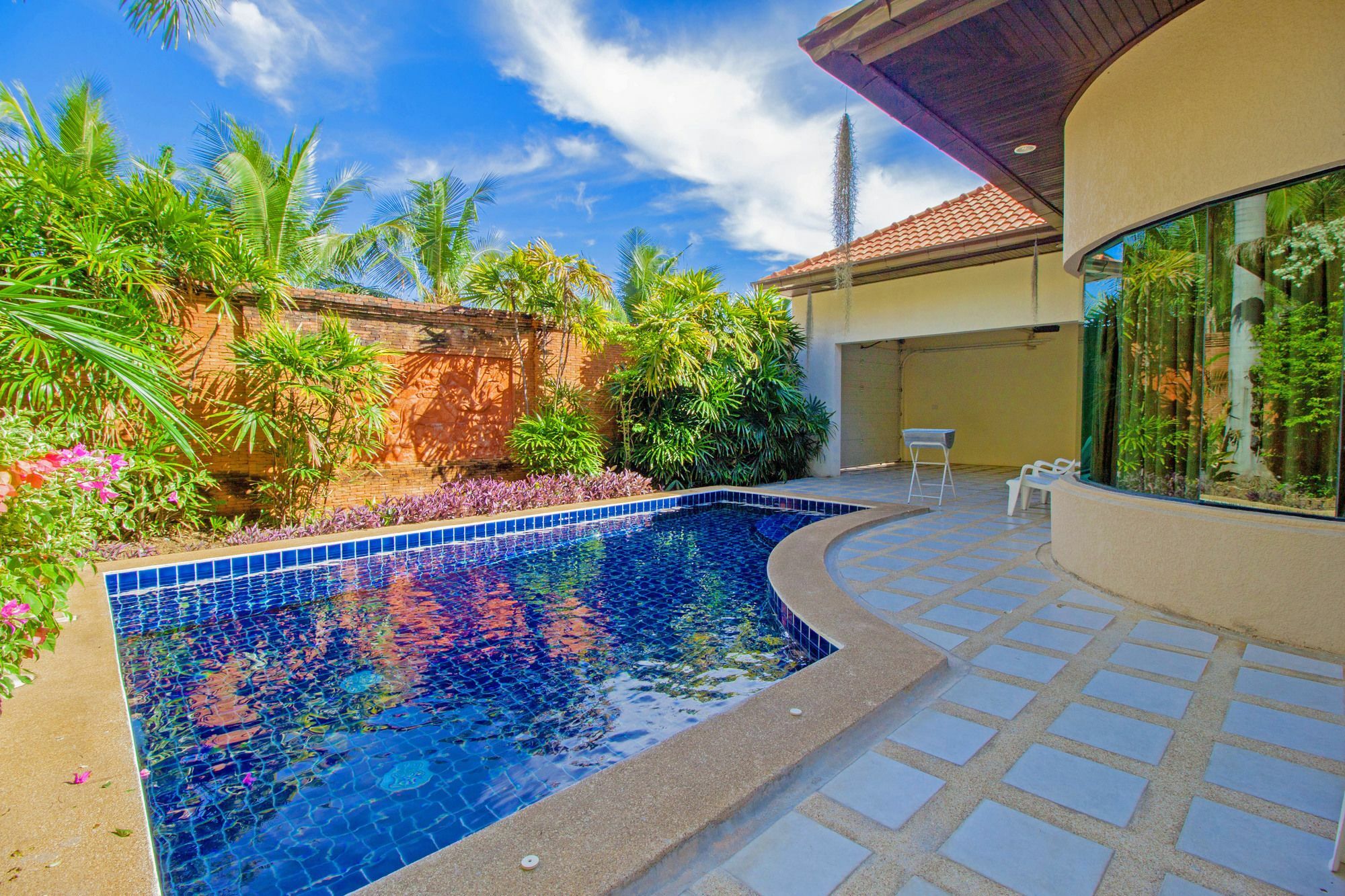 Cosy Beach Pool Villas By Pattaya Sunny Rentals Exterior foto